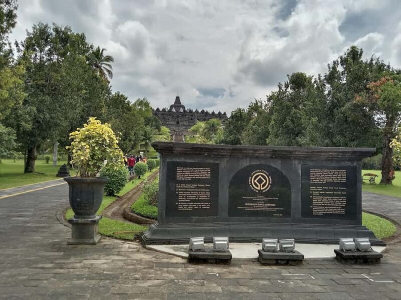 Yogyakarta City Tour (10 hours private tour) - FAQ