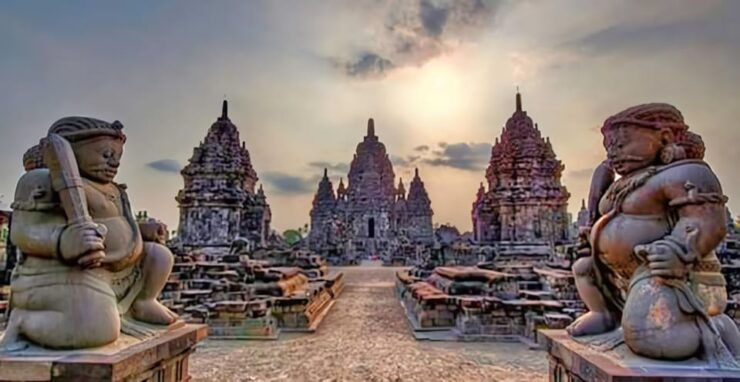 Yogyakarta City Tour Prambanan, Borobudur, Keraton Palace - Key Points