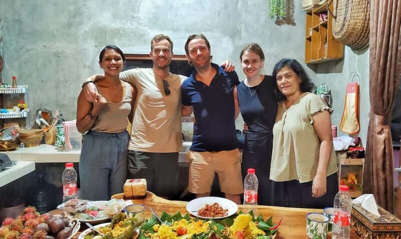 Yogyakarta: Cooking Class with Market Visit and Hotel Pickup - Discovering the Flavors of Java: A Cooking Class in Yogyakarta