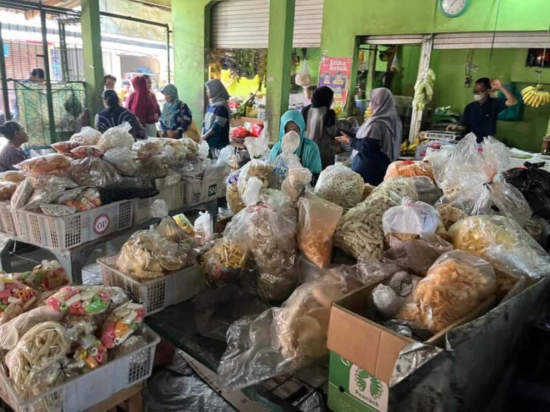 Yogyakarta: Cooking Class with Traditional Market Tour - Good To Know