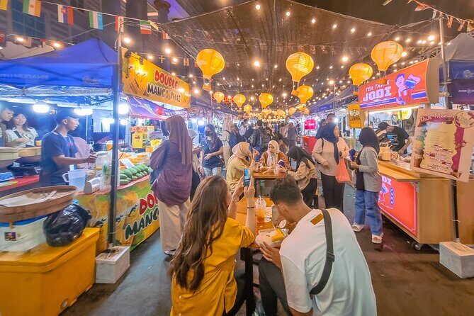 Yogyakarta Culinary&Walking Tour with English/France/Italy guide - Starting Point: Gudeg Yu Djum Wijilan