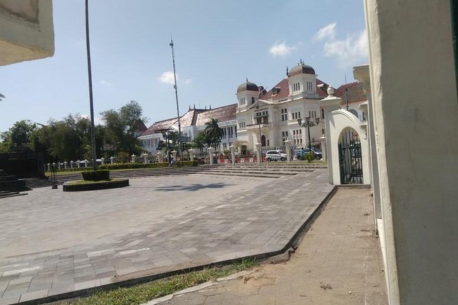 Yogyakarta Day Historical Walking Tour - Good To Know