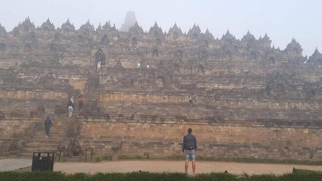 Yogyakarta Experience One Day Tour Borobudur and Prambanan - Itinerary and Schedule