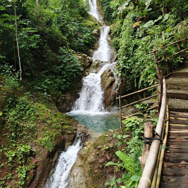Yogyakarta: Hidden Paradise of Yogyakarta Waterfall & Swim - An Authentic Look at Yogyakarta Waterfall & Swim Tour