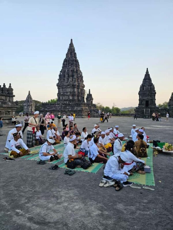 Yogyakarta Highlights: Merapi Volcano & Temples Tour - Good To Know