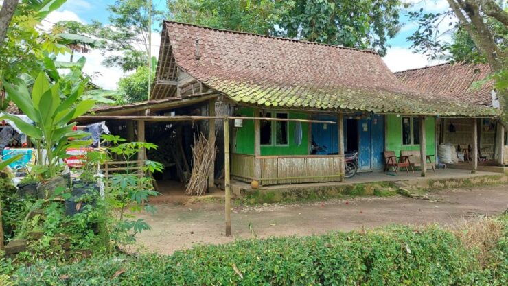Yogyakarta Imogiri Cycling and Village Tour - Good To Know