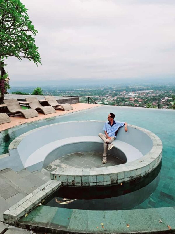 Yogyakarta: Instagrammable Cafes with Temple & Volcano View - Good To Know