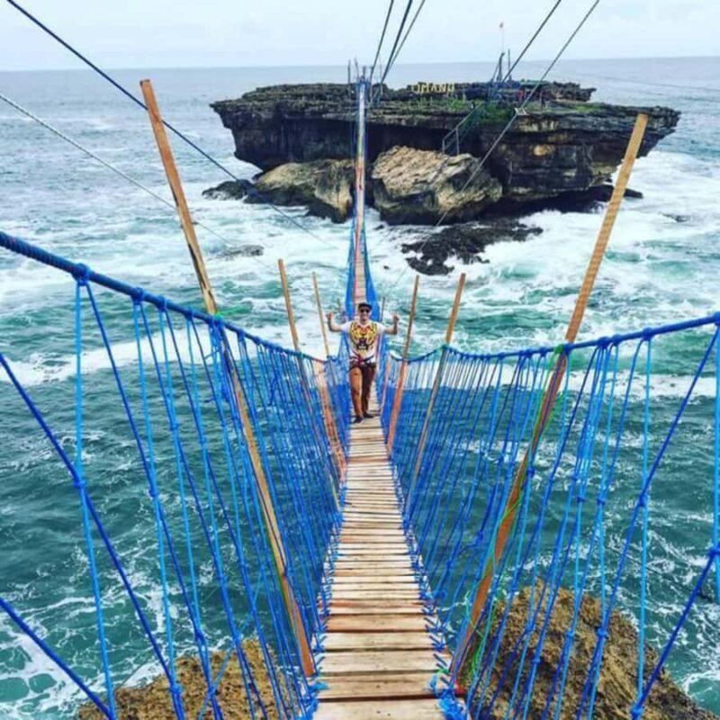 YOGYAKARTA ; JOMBLANG CAVE AND TIMANG BEACH ADVANTURE TOUR. - Authentic Experiences and Insider Insights