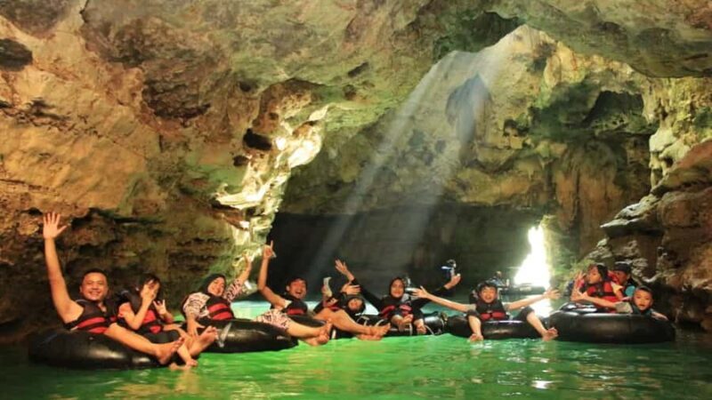 Yogyakarta: Jomblang Cave, Pindul Cave and Oyo River Tubing - Good To Know