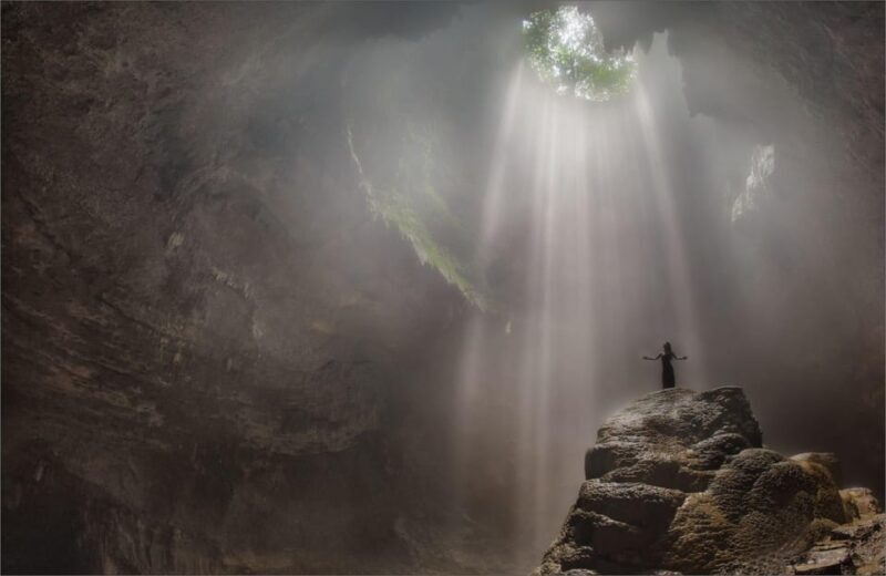 Yogyakarta: Jomblang Cave & Pindul Cave Day Trip with Lunch - Authentic Insights from Reviewers