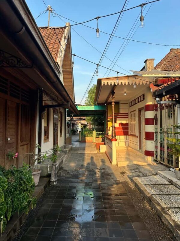 Yogyakarta Kotagede Walking Tour: Royal city & Locals Life - Value for Money