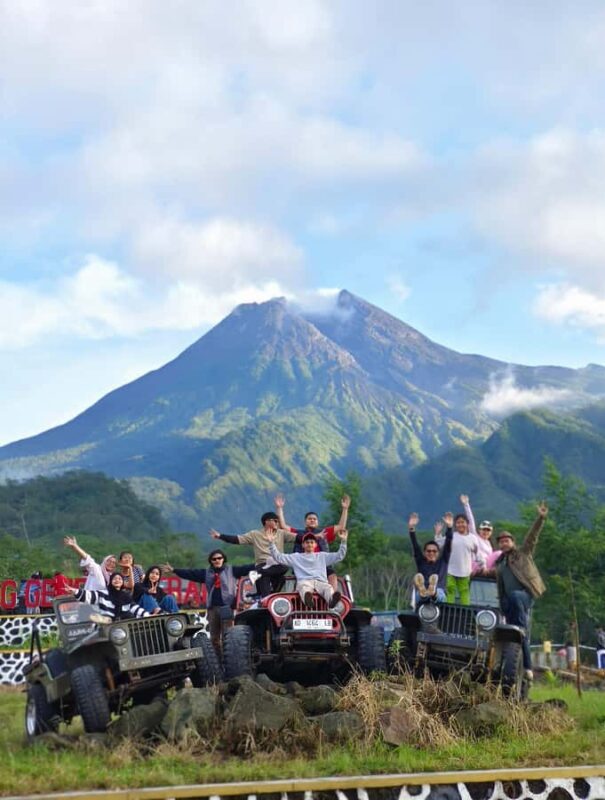 Yogyakarta: Merapi Jeep & Magelang Rafting - The Journey Begins: Pickup and Jeep Tour on Mount Merapi