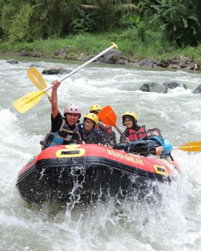 Yogyakarta: Merapi Jeep & Magelang Rafting - FAQs
