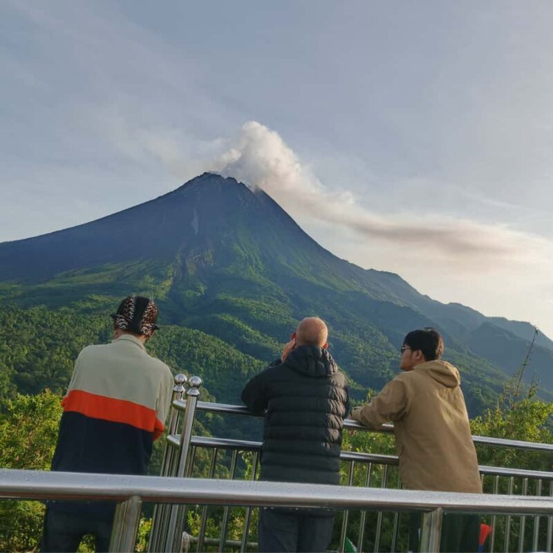 Yogyakarta: Merapi Volcano Sunrise Lava View & Blue Lagoon - FAQ