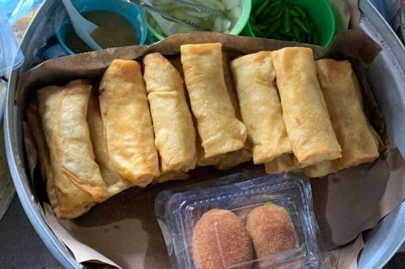 Yogyakarta: Morning Walk and Food Tour - Who Should Consider This Tour?