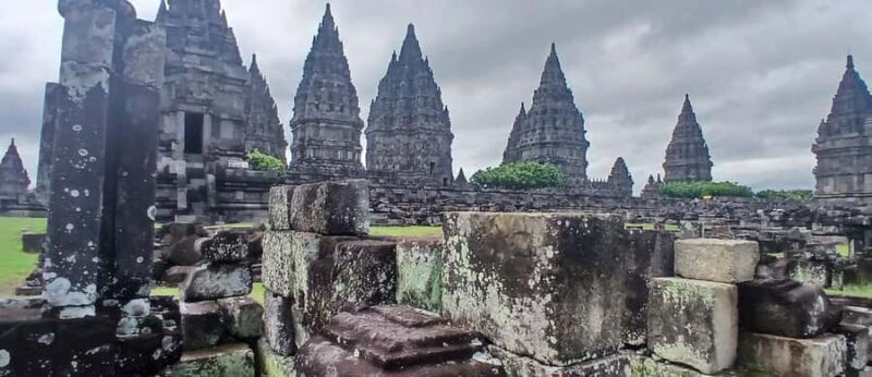 Yogyakarta: Motorcycle Rental with Guide and Temple Tour - Good To Know