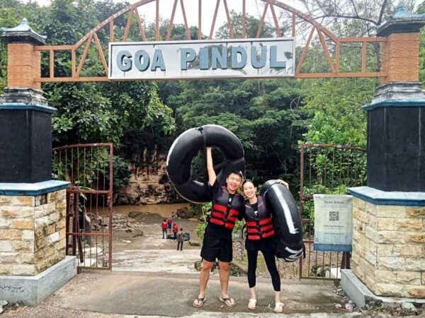 Yogyakarta: Mount Merapi and Pindul Cave Tubing Day Tour - Customer Reviews