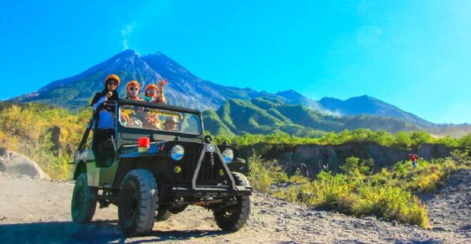 Yogyakarta: Mt. Merapi Jeep Lava Tour Guided Tour - Tour Description and Itinerary