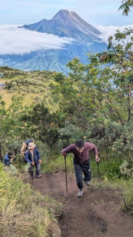 Yogyakarta: Mt Merbabu Guided Hike with Breakfast & Lunch - Why Choose This Tour?