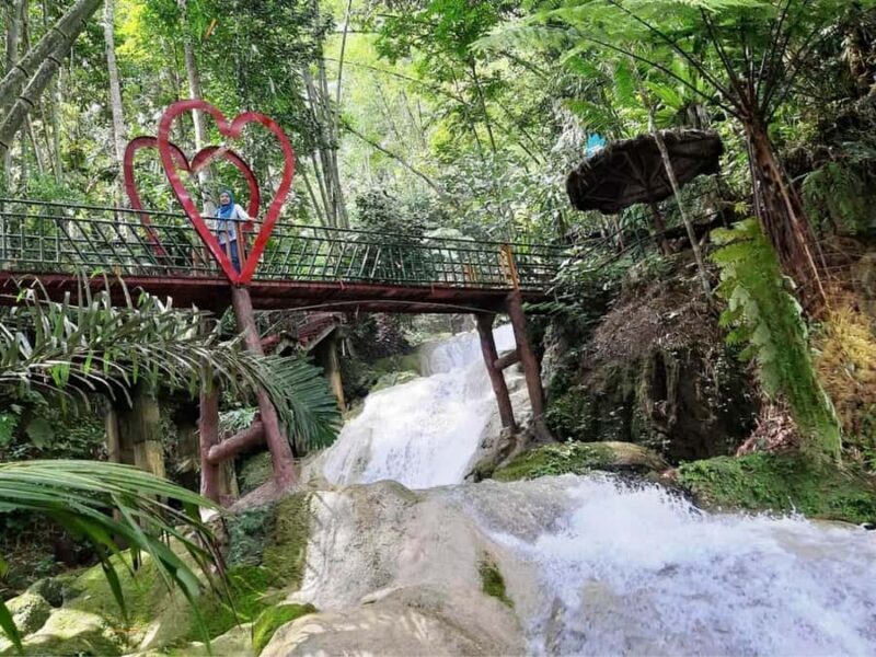 YOGYAKARTA: MUDAL & KEMBANG SOKA WATERFALL & GAJAH CLIFT. - Good To Know