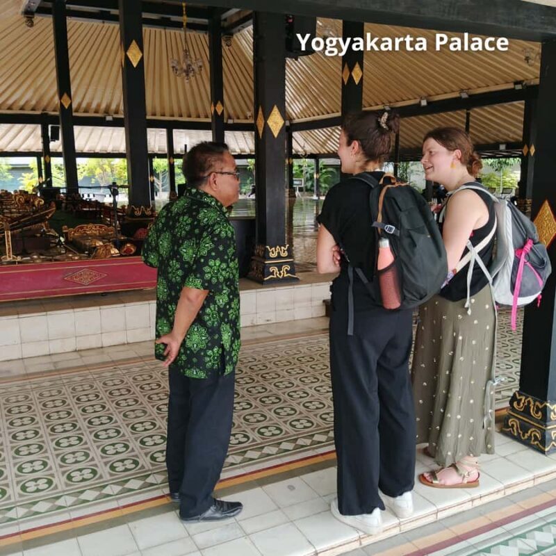 Yogyakarta Palace Tour with Multilingual Guide & Watercastle - Authentic Experiences Highlighted by Reviews