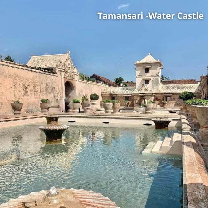 Yogyakarta Palace Tour with Multilingual Guide & Watercastle - Authentic Insights from Past Travelers
