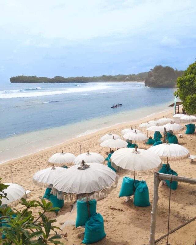 Yogyakarta: Pindul Cave, River Tubing & De Rocka Beach Bar - Transportation & Overall Experience