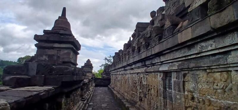 Yogyakarta: Plaosan & Prambanan Temples Tour with Guide - The Itinerary in Detail