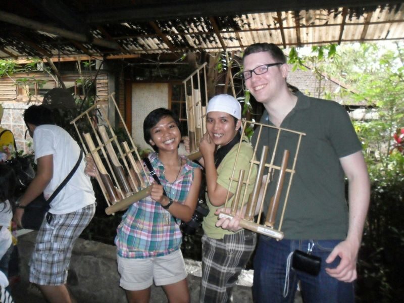 Yogyakarta Plaosan Temple Half-Day Private Cycling Tour - Bakpia, tofu and tempeh, made close to home