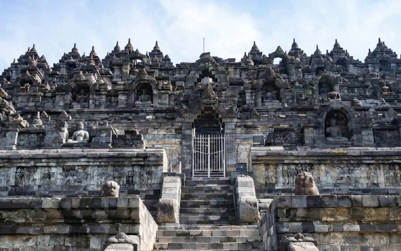 Yogyakarta: Prambanan and Borobudur Temples Guided Tour - Practical Tips