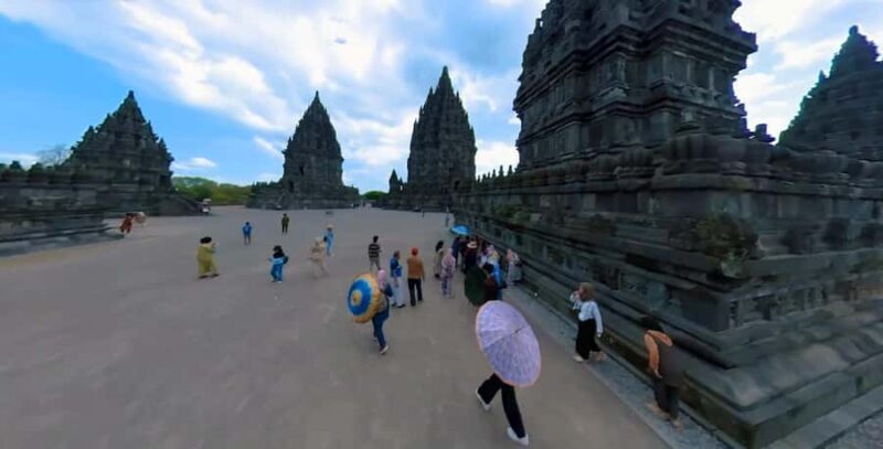 Yogyakarta: Prambanan, Borobudur & Selogriyo Sunset Tour - Practical Details and What to Expect
