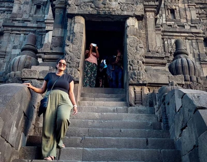 Yogyakarta : Prambanan early morning guided tour - Practical Tips for Your Tour