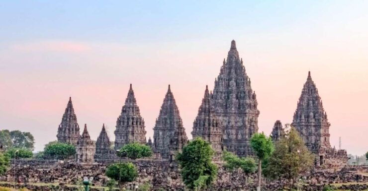 Yogyakarta: Prambanan Temple Afternoon Guided Tour - Duration and Language of the Guided Tour