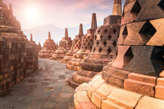 Yogyakarta: Prambanan Temple Afternoon Guided Tour - Highlights of the Prambanan Temple Afternoon Tour