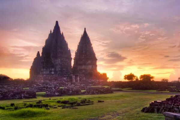 Yogyakarta: Prambanan Temple Afternoon Guided Tour - Selecting Participants and Checking Availability