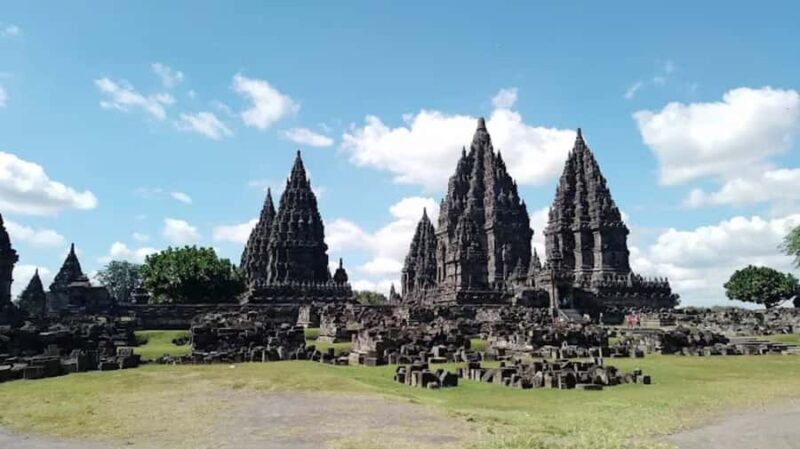 Yogyakarta: Prambanan Temple & Pindul Cave Shared Day Tour - Final Thoughts