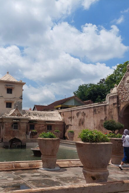 Yogyakarta: Private Classic Day Tour Yogyakarta & Prambanan - Key Highlights