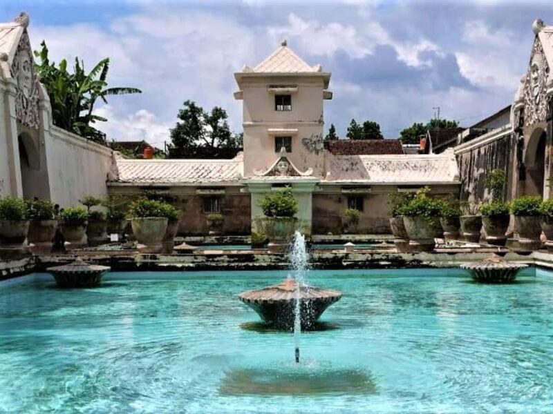 Yogyakarta Private Tour Prambanan Temple and Sultan Palace - FAQs