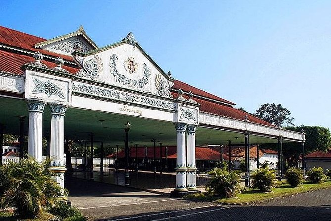 Yogyakarta Private Tour With Kraton Sultan Palace, Kota Gede - Tour Overview and Highlights