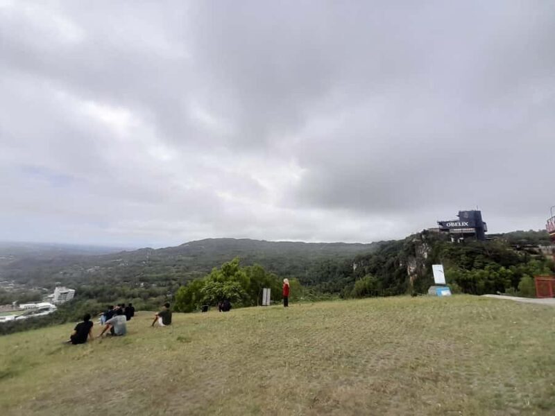 Yogyakarta: Royal Palace, Timang Beach, & Sunset Tour - What to Pack and Wear