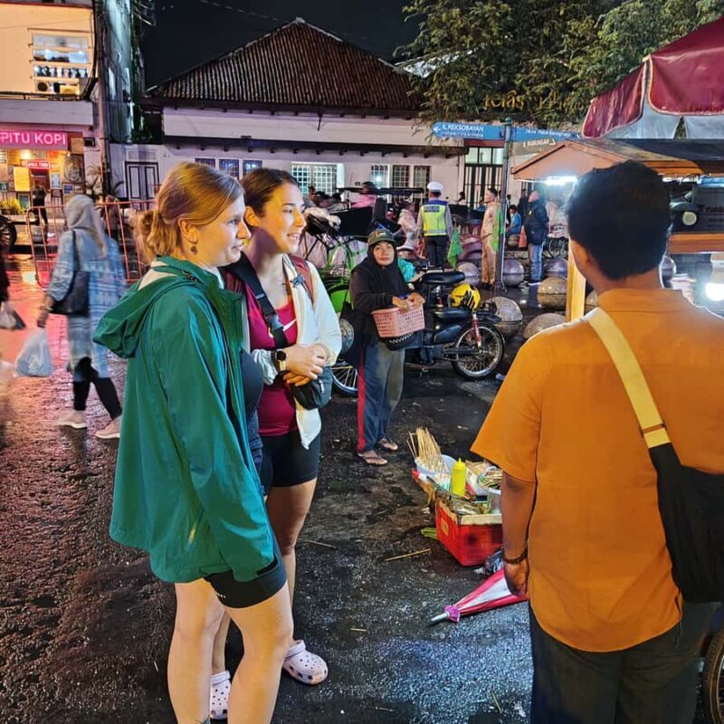 Yogyakarta Scooter Tour & Taste Local Food  Morning/Evening - FAQs
