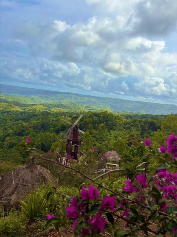 Yogyakarta: Seribu Batu Songgo Langit Sunrise Tour - Post-Sunrise Exploration and Breakfast