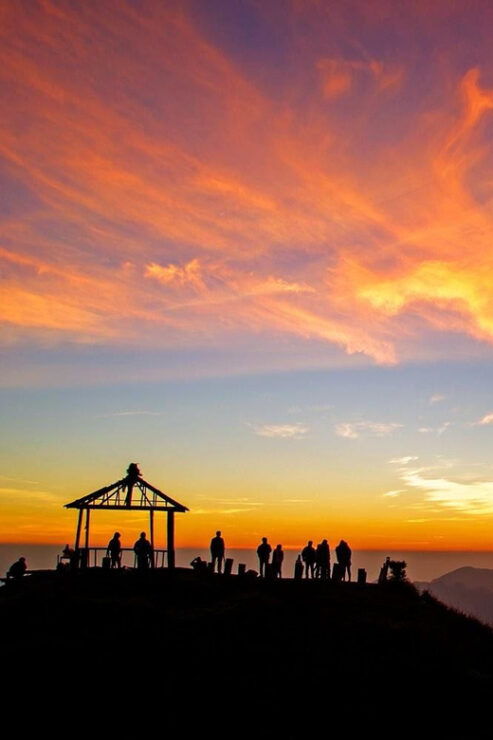 YOGYAKARTA: SETUMBU HILL SUNRISE/BOROBUDUR/DIENG PLATEAU - Key Points