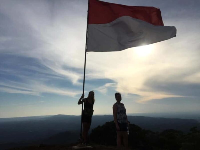 Yogyakarta Soft Trekking Tour to Nglanggeran Ancient Volcano - Reaching the Summit: Breathtaking Views