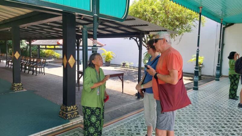 yogyakarta: Sultan Palace, Water Castle and food tasting - Good To Know