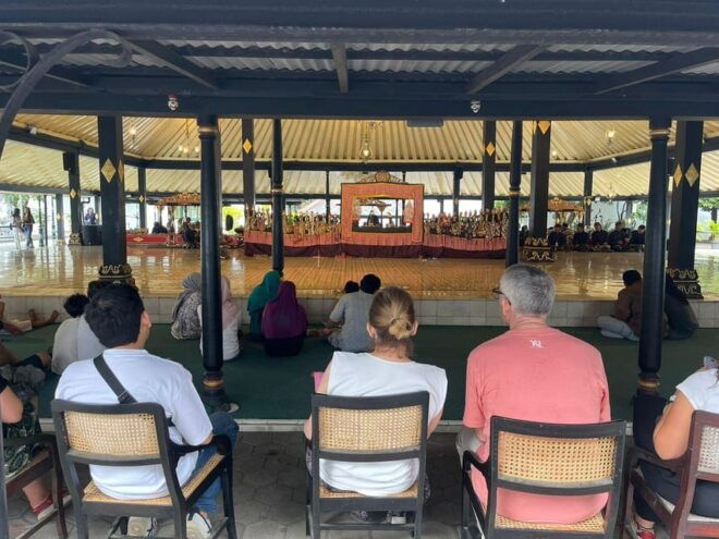 Yogyakarta: Sultan Palace, Water Castle and Prambanan Tour - Booking Process