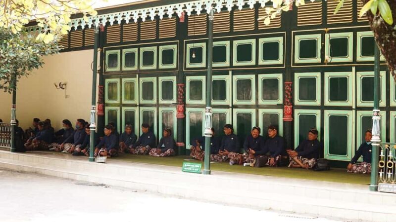 Yogyakarta: Sultan Palace, Water Castle & Mount Merapi Tour - The Sum Up