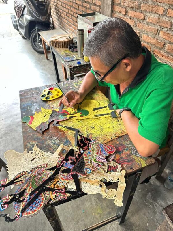 Yogyakarta: Sultan's Palace & Tamansari Guided Walking Tour - Good To Know