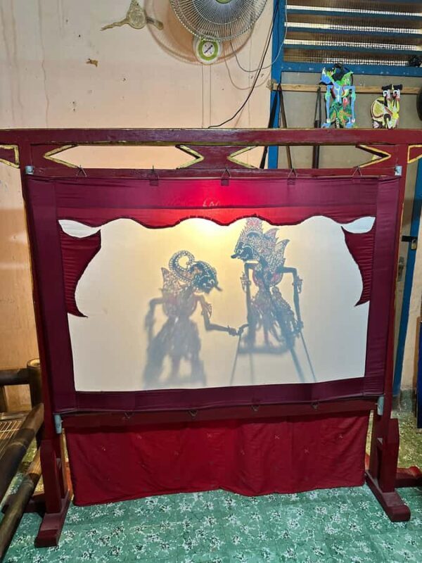 Yogyakarta: Sultan's Palace & Tamansari Guided Walking Tour - An In-Depth Look at the Tour Experience