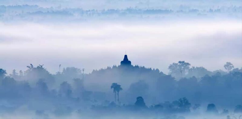 Yogyakarta: Sunrise Borobudur & Prambanan, with lunch option - FAQs